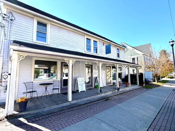 127 Main St Unit 1, Gardiner, NY 12525