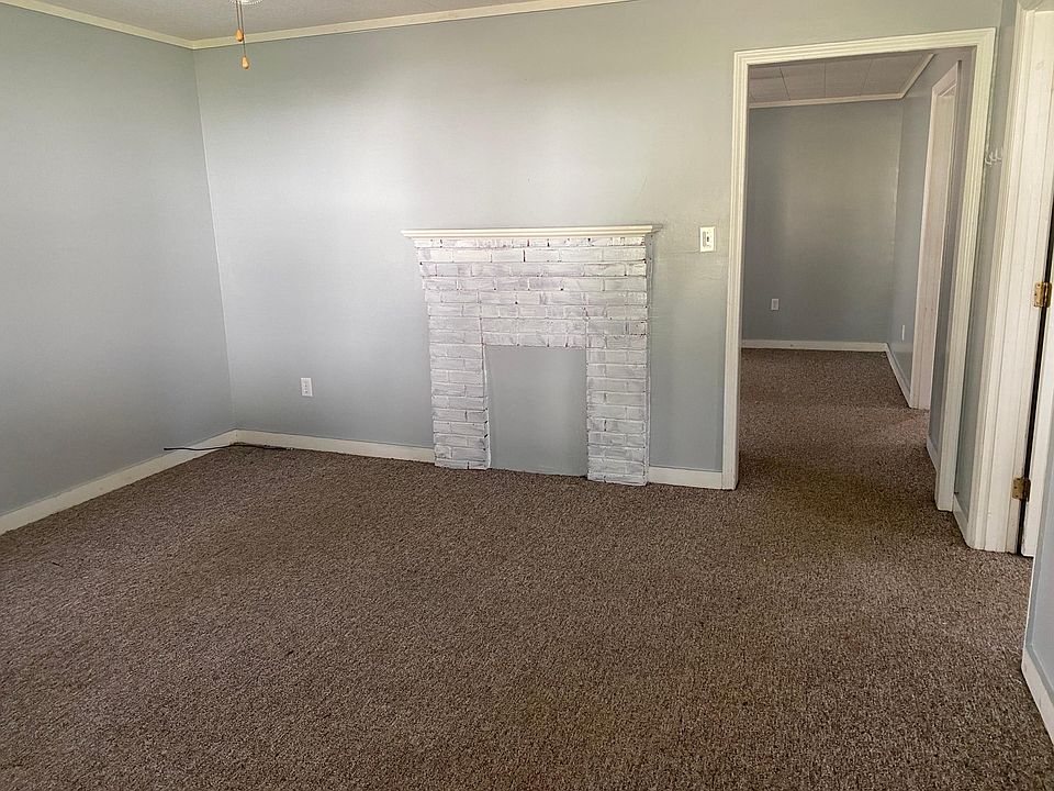 2nd image of 147 Georgia St