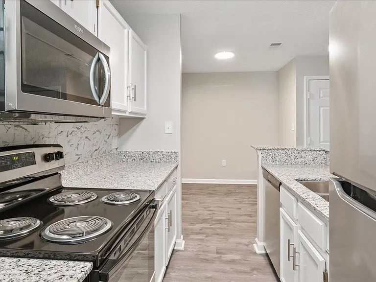 The St Christopher Apartments — Photo 22