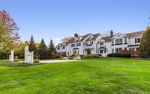 Expansive yard and courtyard parking