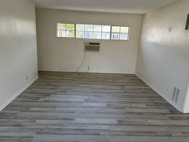 1456 Federal Ave #4 — Photo 17