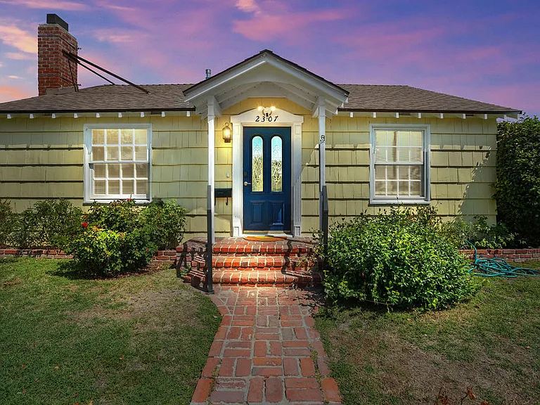 2307 W Verdugo Ave — Photo 30