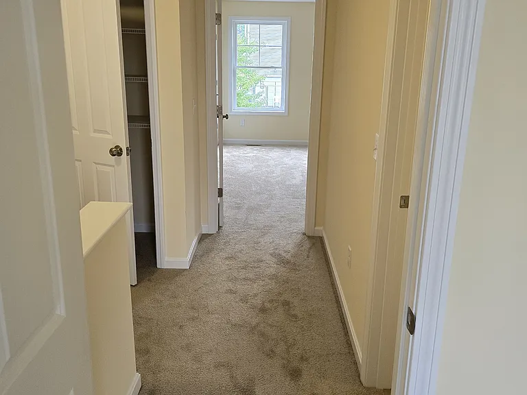 2-5 Megway Ct — Photo 30