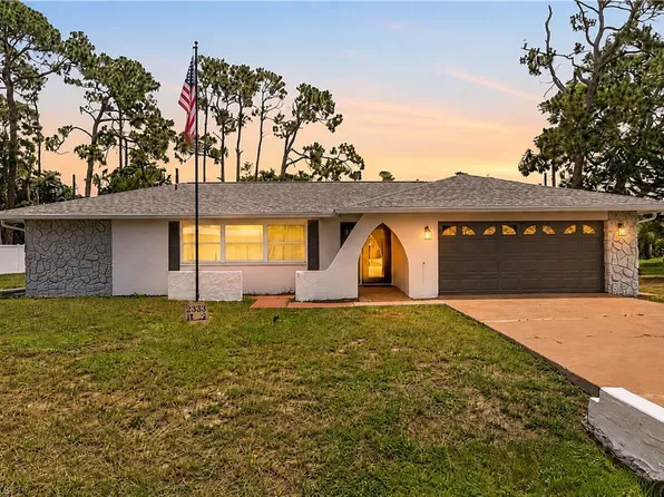 2333 Dover AVE, FORT MYERS, FL 33907