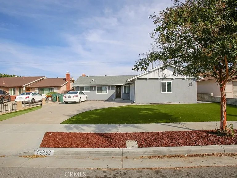 15952 Standish Ln — Photo 1