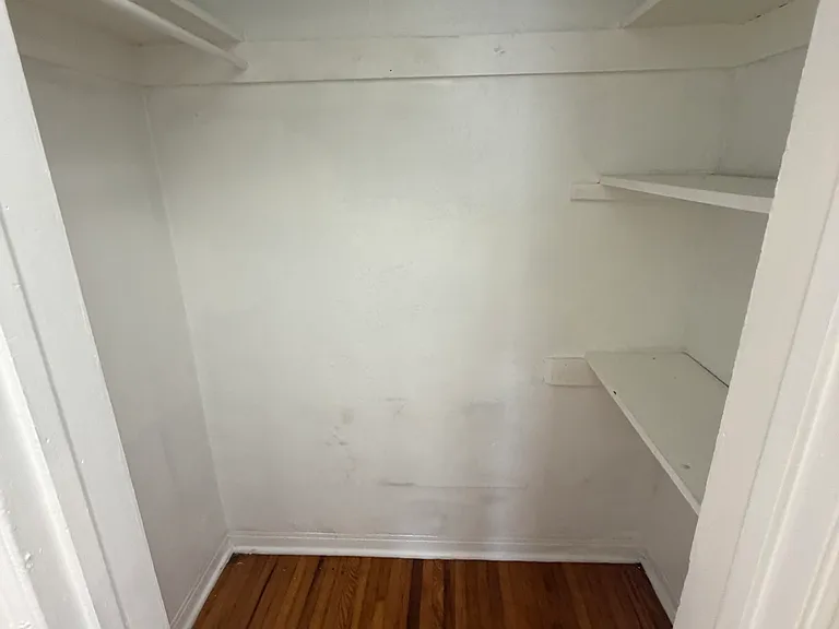 2770 SW 30th Ave #1 — Photo 8