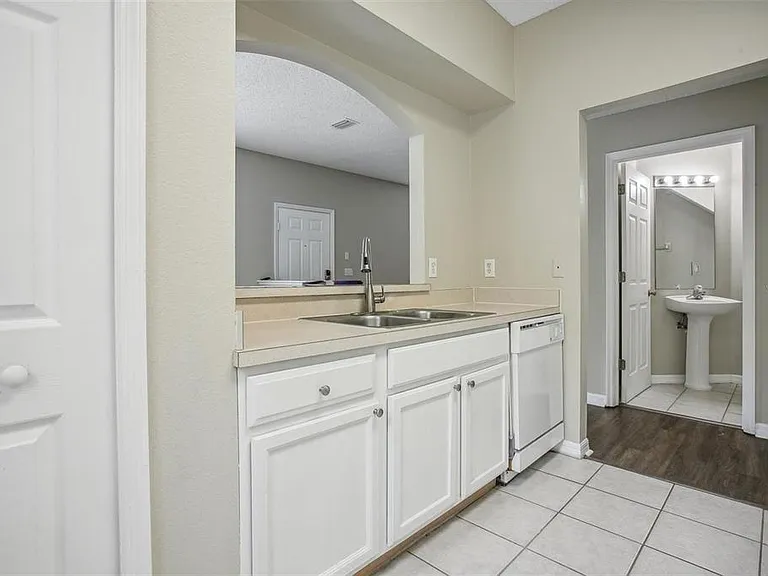 18181 Paradise Point Dr — Photo 22