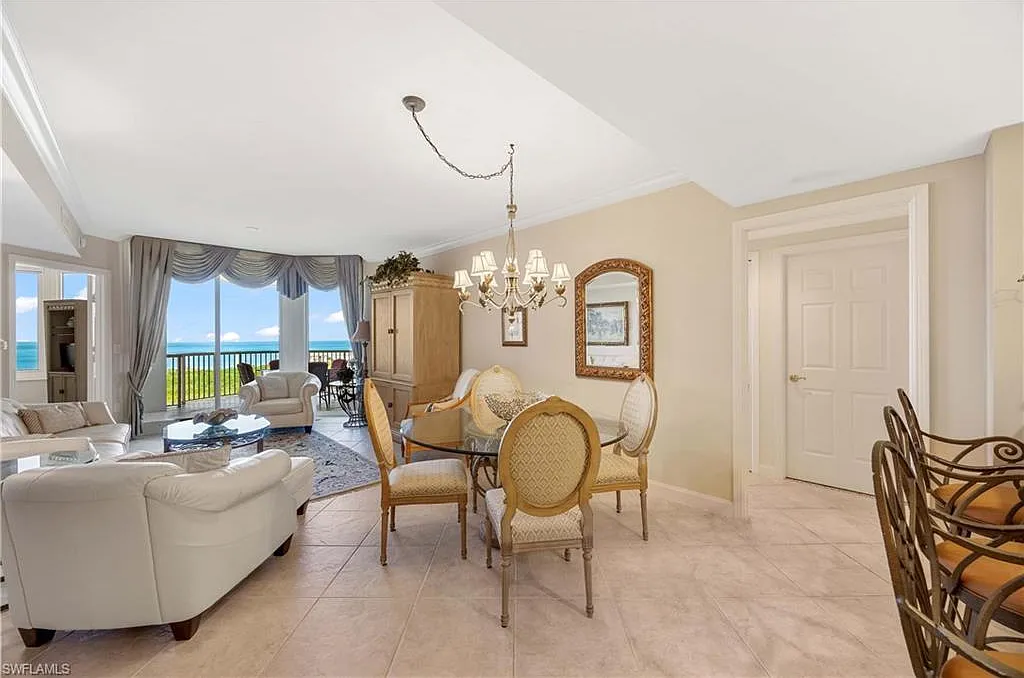 2 bed, 2.0 bath, 1697 sqft, $18,000 — Photo 3