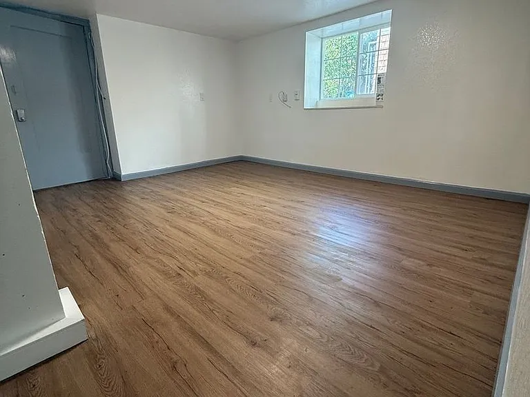 1435 Parker Street — Photo 6