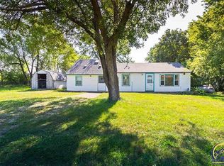 9740 T4 Rd, Hoyt, KS 66440
