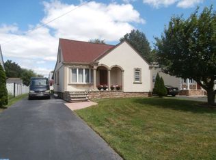 15 Ewingville Rd, Ewing, NJ 08638