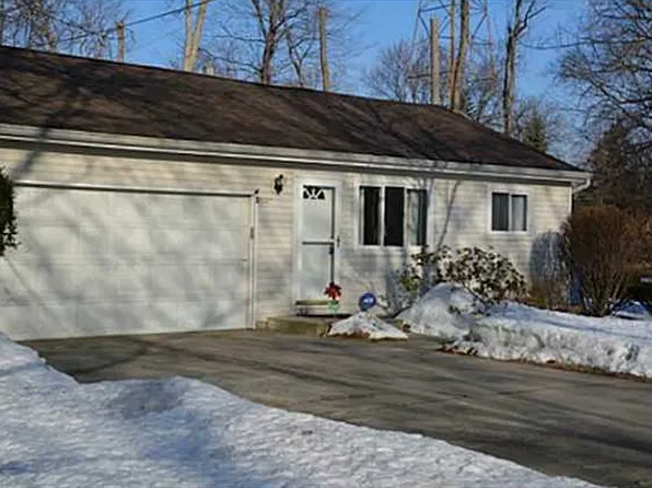5947 Semoff Dr, Toledo, OH 43613
