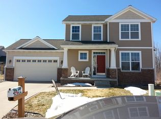 5860 Caen Cir, East Lansing, MI 48823