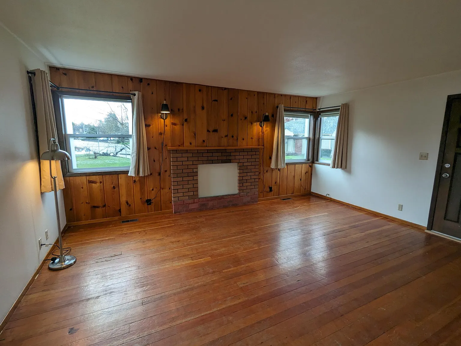 2 bed, 1804 sqft, $2,100 — Photo 4