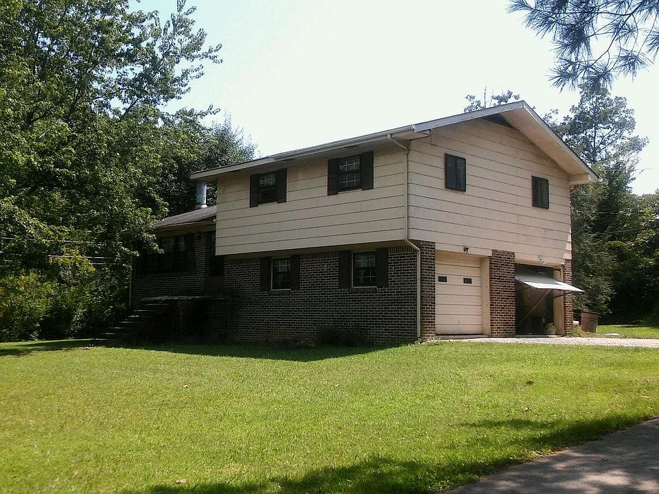 2nd image of 5704 Dowler Ln