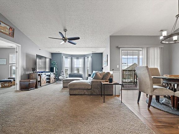 5th image of 7974 Pinnacle Point Drive