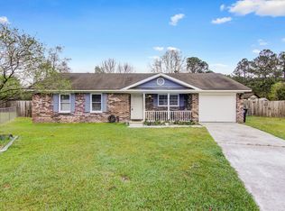 105 Gatehouse Dr, Summerville, SC 29486
