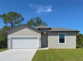 5018 Quebec Rd, Labelle, FL 33935