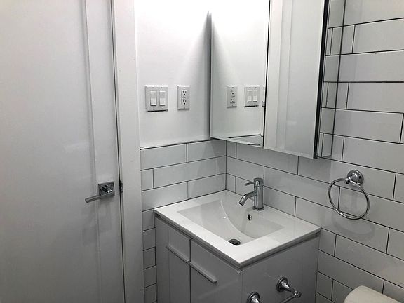 5th image of 486 Brooklyn Ave APT A2