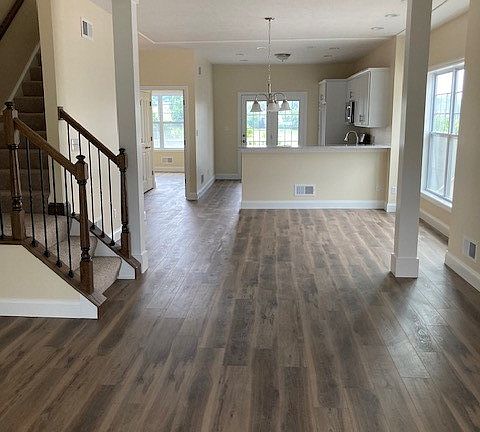 5th image of 4055 Briarwood Dr