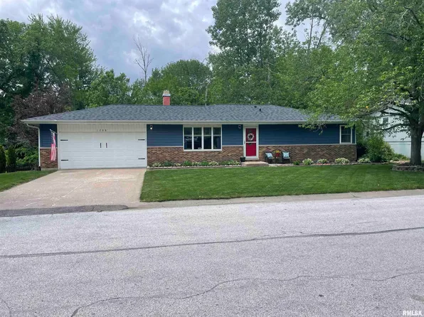 1268 Curtis Creek Rd, Quincy, IL 62301