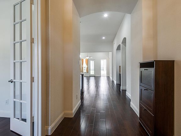 4th image of 3312 Balcones Dr