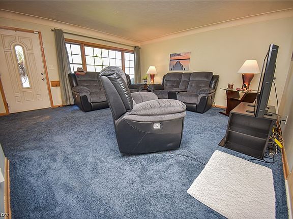 5th image of 10035 Boundary Ln