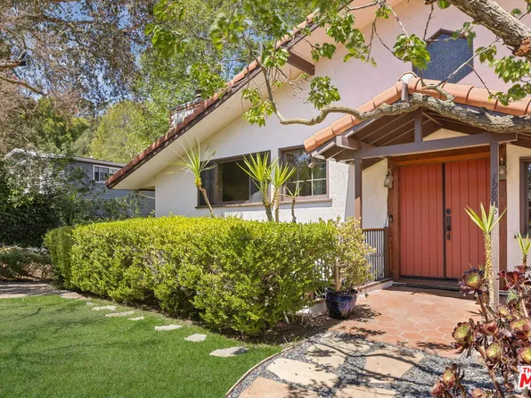19805 Valley View Dr, Topanga, CA 90290