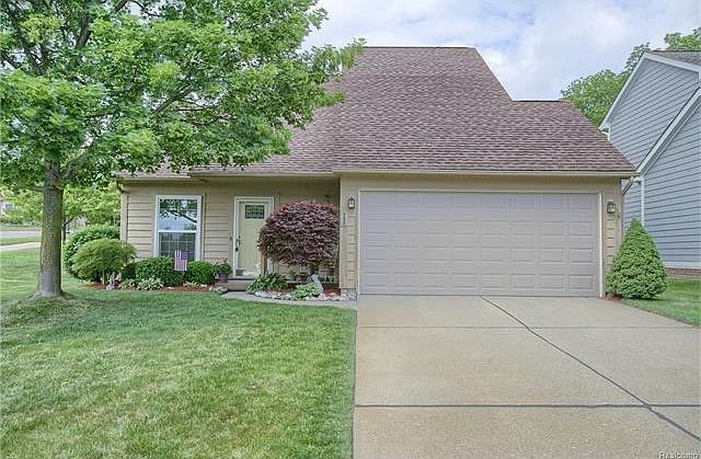 1st image of 41540 Belden Cir #1