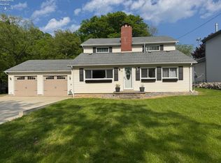 103 N Hidden Beach Rd, Lakeside Marblehead, OH 43440