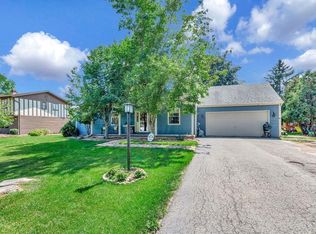 43 Butte Des Morts Ct, Appleton, WI 54914