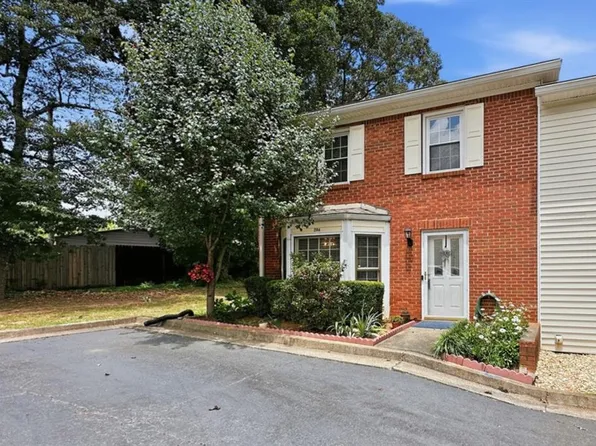 284 Shaded Oaks Ln SE, Marietta, GA 30067