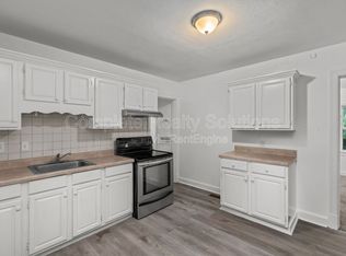 147 Chambers Rd, Saint Louis, MO 63137