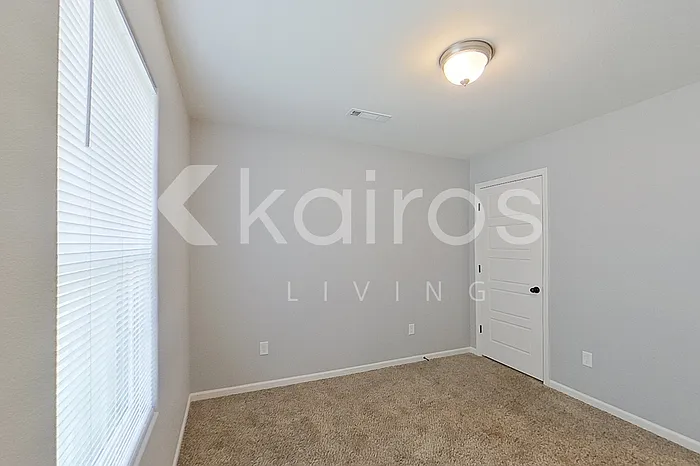 202 Fieldstone Cir — Photo 10