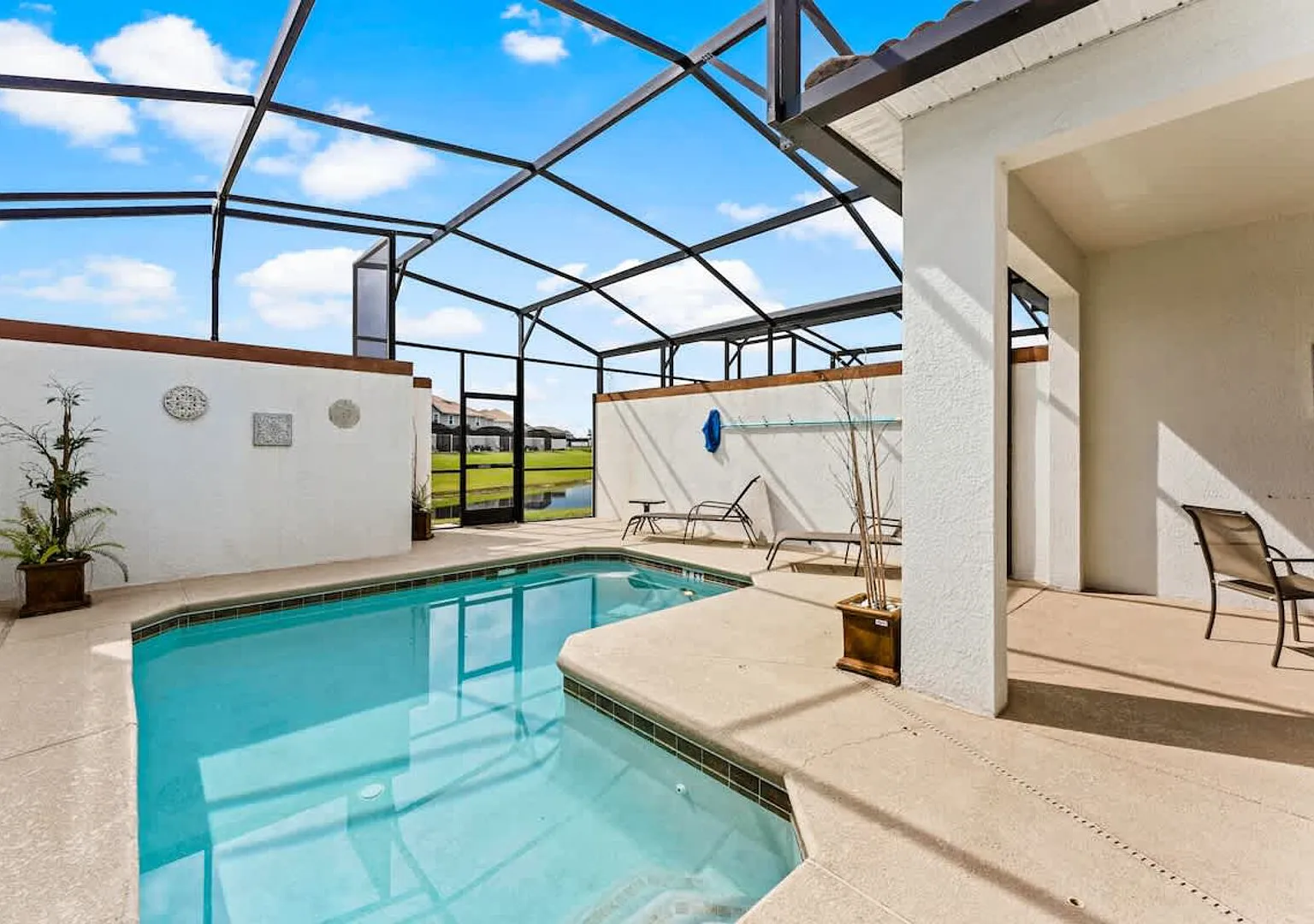 Mickeys Magical Home 4BR with Private Pool — Photo 2