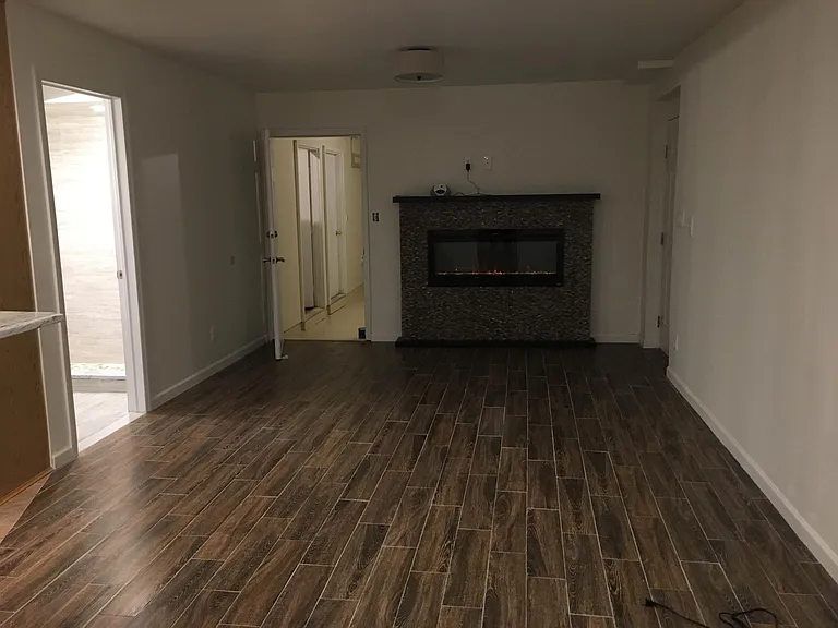 214 Arlington Ave — Photo 12