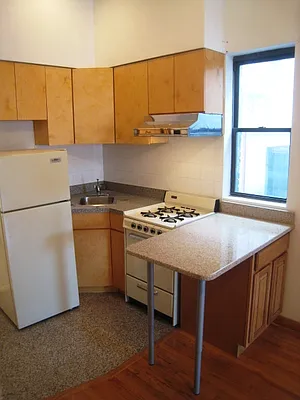 Rented by City Connections Realty | media 42