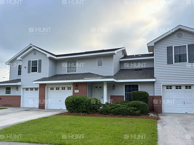 544 Mulberry Ln — Photo 1