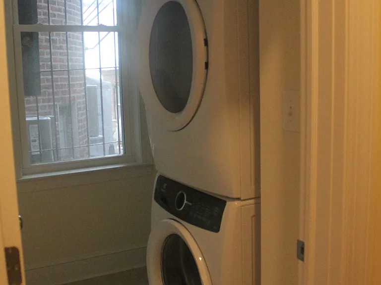 1117 Walnut St #3F — Photo 10