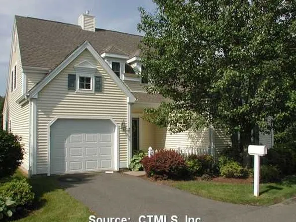 3 Cherry Hill Ct, Farmington, CT 06032