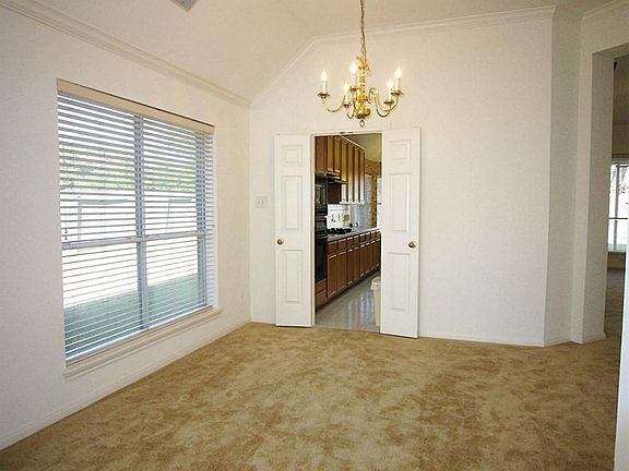 4th image of 14214 Deep Cove Ln