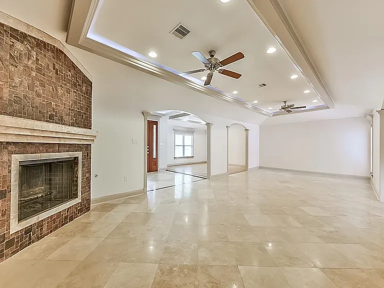 5238 Ariel St — Photo 12