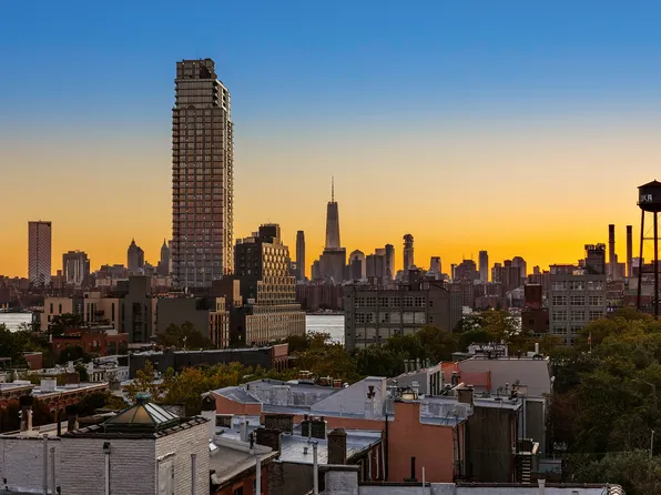 155 Noble Street image 9 of 22