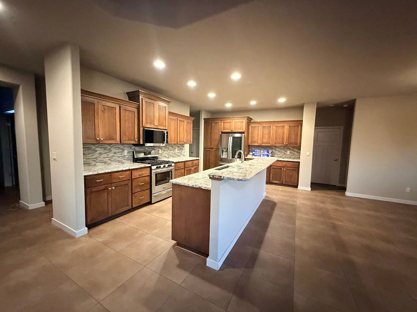 Beautiful Home, Gorgeous Views- Kennewick WA — Photo 4