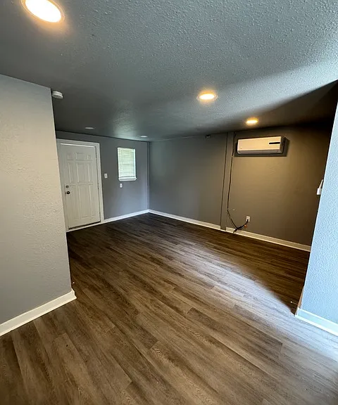 115 Plainview Dr — Photo 4