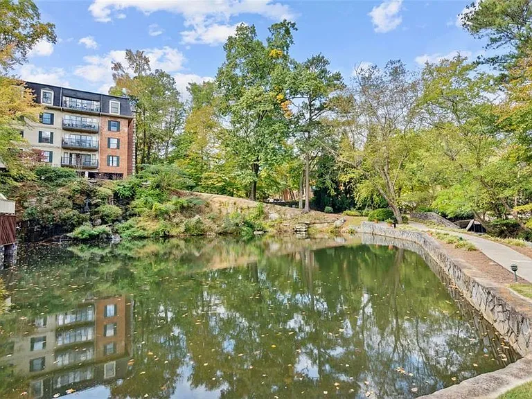 27301 Plantation Dr NE #301 — Photo 32