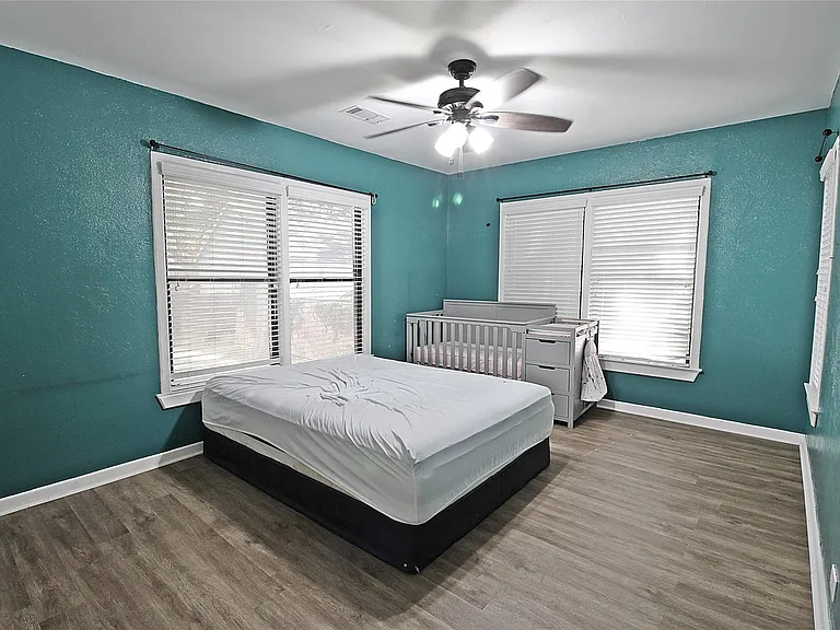 7509 Elm St — Photo 12