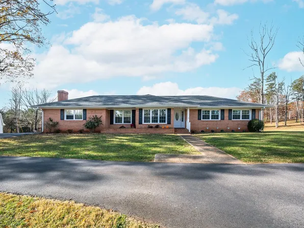 620 Woodlawn Trl, Appomattox, VA 24522
