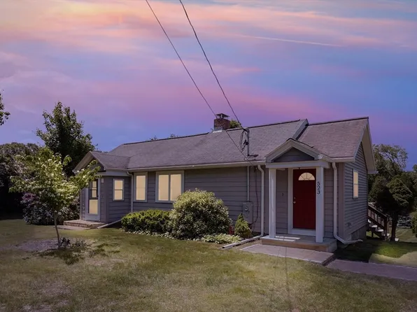 523 Norfolk St, Holliston, MA 01746
