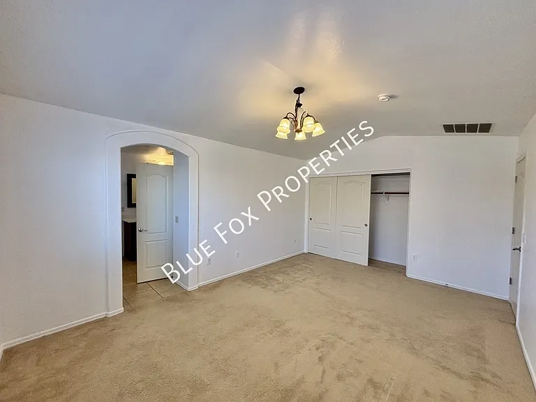 3534 W Goshen Dr — Photo 13